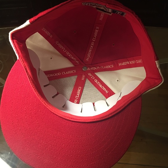 Atlanta hawks fitted hat - Picture 3 of 3